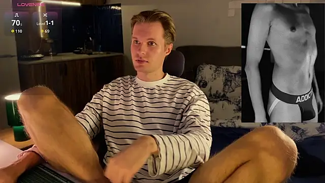 Leonnextdoor online show from 02/15/26, 06:59