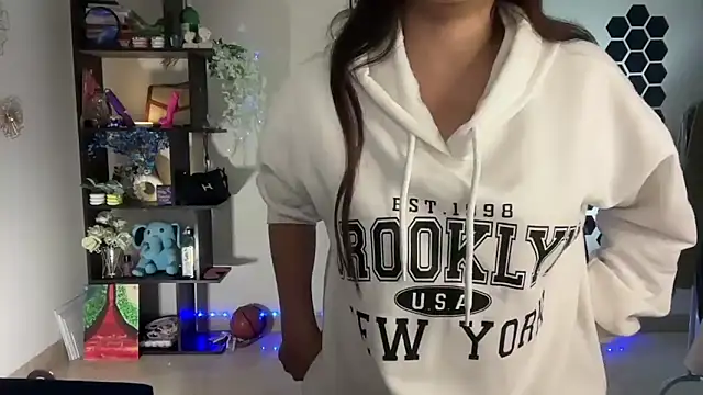 roseofvenom online show from 11/12/25, 06:19