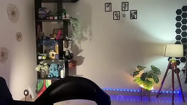 roseofvenom online show from 11/16/25, 08:47