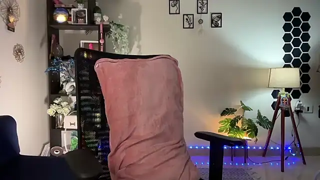 roseofvenom online show from 12/01/25, 06:02