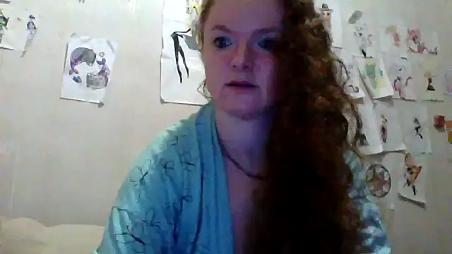 Snapshot of Rae_Jeannie chatting on 10/21/25, 03:40 Rae Jeannie online show from 10/21/25, 03:40