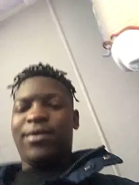 Snapshot of Redfucks333 chatting on 11/09/25, 05:39 Redfucks333 online show from 11/09/25, 05:39