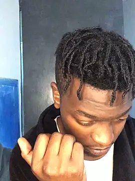 Snapshot of Redfucks333 chatting on 11/18/25, 07:29 Redfucks333 online show from 11/18/25, 07:29