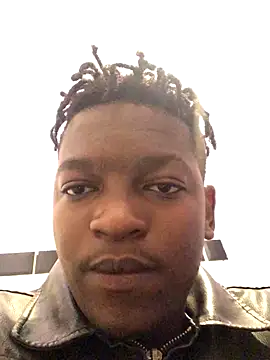 Snapshot of Redfucks333 chatting on 11/21/25, 02:27 Redfucks333 online show from 11/21/25, 02:27