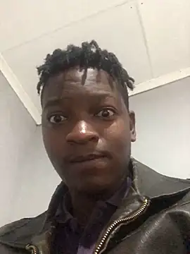 Snapshot of Redfucks333 chatting on 11/25/25, 06:30 Redfucks333 online show from 11/25/25, 06:30