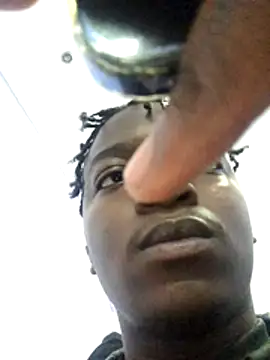 Snapshot of Redfucks333 chatting on 12/02/25, 02:23 Redfucks333 online show from 12/02/25, 02:23