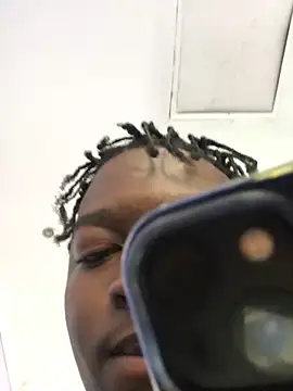 Snapshot of Redfucks333 chatting on 12/03/25, 11:19 Redfucks333 online show from 12/03/25, 11:19