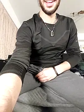 Snapshot of Levi_Latino chatting on 11/29/25, 05:27 Levi Latino online show from 11/29/25, 05:27