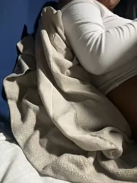 Ninabrunette18 online show from 03/05/25, 05:40