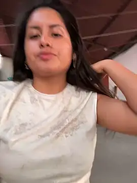 lunagonzales lima 2007 online show from 02/22/25, 11:35