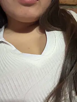 lunagonzales lima 2007 online show from 10/13/25, 04:34