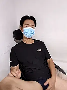 Snapshot of aa3600 chatting on 12/19/25, 04:03 aa3600 online show from 12/19/25, 04:03