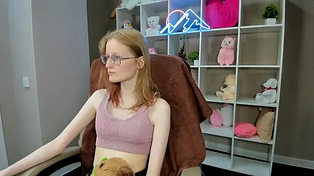 Snapshot of ElizabethHarpper chatting on 01/30/25, 02:25 ElizabethHarpper online show from 01/30/25, 02:25