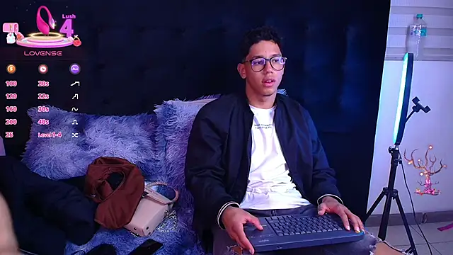 RyanPricee online show from 12/16/25, 01:21