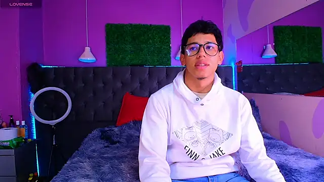 RyanPricee online show from 04/09/26, 01:38