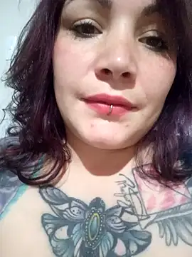 Miss Amelie online show from 01/31/25, 04:47