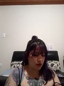 Miss Amelie online show from 02/28/25, 05:37