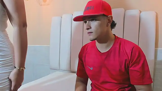 Snapshot of DAVID_VICTORIAA chatting on 01/30/25, 12:27 DAVID VICTORIAA online show from 01/30/25, 12:27