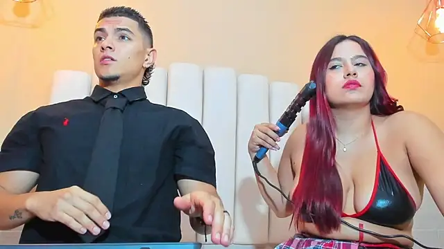 Snapshot of DAVID_VICTORIAA chatting on 02/06/25, 01:10 DAVID VICTORIAA online show from 02/06/25, 01:10