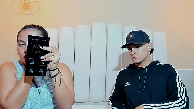 Snapshot of DAVID_VICTORIAA chatting on 02/28/25, 01:03 DAVID VICTORIAA online show from 02/28/25, 01:03