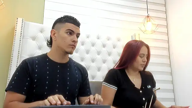 Snapshot of DAVID_VICTORIAA chatting on 10/04/25, 12:58 DAVID VICTORIAA online show from 10/04/25, 12:58