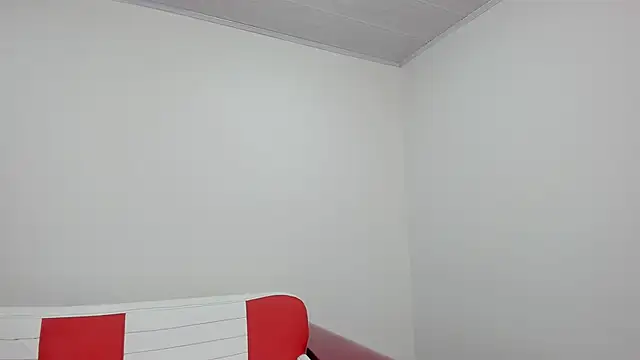 Snapshot of miss___evangeline chatting on 11/10/25, 11:09 miss evangeline online show from 11/10/25, 11:09