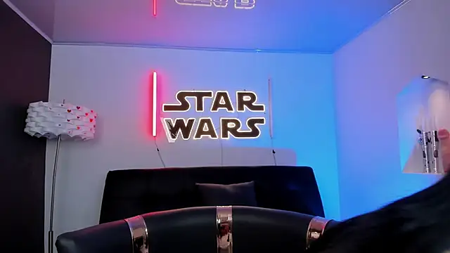 Snapshot of miss___evangeline chatting on 12/15/25, 02:05 miss evangeline online show from 12/15/25, 02:05