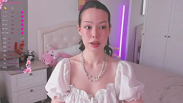 kittenrisha online show from 04/18/26, 05:11