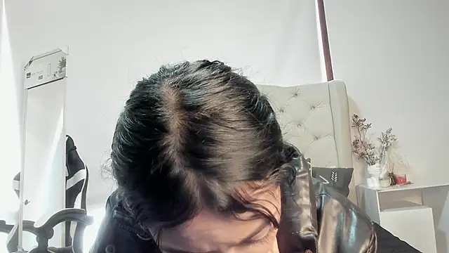 Snapshot of Xewa_ chatting on 12/01/25, 04:45 Xewa online show from 12/01/25, 04:45