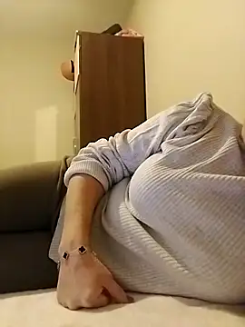 Snapshot of derya35 chatting on 02/15/25, 03:06 derya35 online show from 02/15/25, 03:06