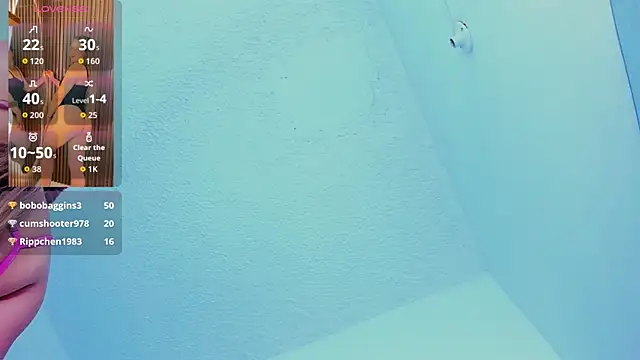 Annie kurt  online show from 11/13/25, 08:52