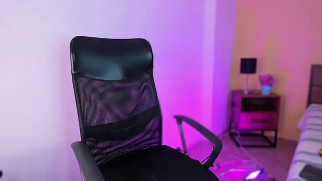 Snapshot of Brian-Ausslos chatting on 12/30/24, 12:20 Brian-Ausslos online show from 12/30/24, 12:20