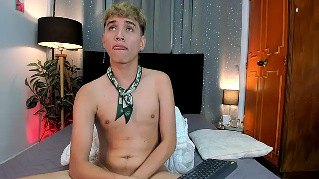 Snapshot of Brian-Ausslos chatting on 01/26/25, 07:10 Brian-Ausslos online show from 01/26/25, 07:10