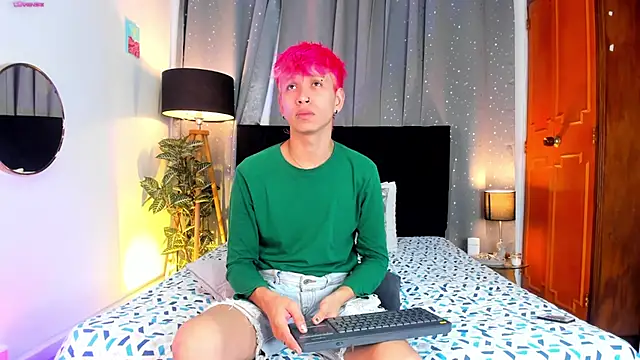 Snapshot of Brian-Ausslos chatting on 02/25/25, 04:46 Brian-Ausslos online show from 02/25/25, 04:46