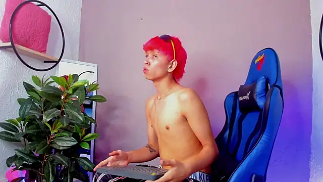 Snapshot of Brian-Ausslos chatting on 03/08/25, 01:28 Brian-Ausslos online show from 03/08/25, 01:28