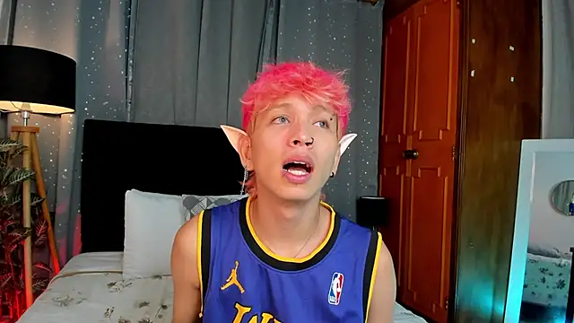 Snapshot of Brian-Ausslos chatting on 03/14/25, 08:21 Brian-Ausslos online show from 03/14/25, 08:21