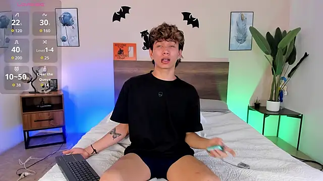 Snapshot of Brian-Ausslos chatting on 10/19/25, 07:42 Brian-Ausslos online show from 10/19/25, 07:42