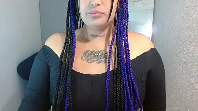 Snapshot of brittanysexhot chatting on 02/05/25, 02:59 brittanysexhot online show from 02/05/25, 02:59