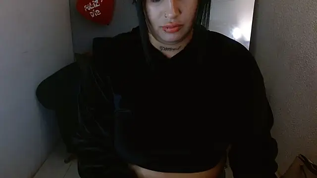 Snapshot of brittanysexhot chatting on 02/24/25, 02:48 brittanysexhot online show from 02/24/25, 02:48