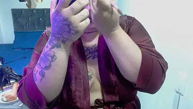 Snapshot of brittanysexhot chatting on 09/18/25, 07:05 brittanysexhot online show from 09/18/25, 07:05