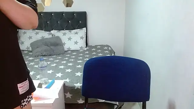 Snapshot of brittanysexhot chatting on 10/15/25, 06:41 brittanysexhot online show from 10/15/25, 06:41