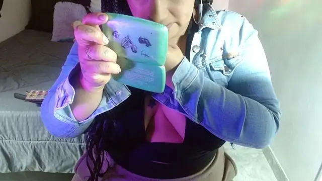 Snapshot of brittanysexhot chatting on 02/13/26, 07:32 brittanysexhot online show from 02/13/26, 07:32