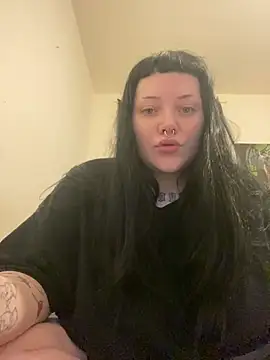 Snapshot of Gothicsiren chatting on 02/26/25, 06:00 Gothicsiren online show from 02/26/25, 06:00