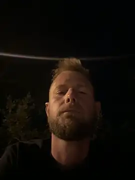 Snapshot of bjay1210 chatting on 02/19/26, 03:13 bjay1210 online show from 02/19/26, 03:13