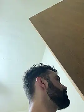 Snapshot of biel_96 chatting on 01/03/25, 09:05 biel 96 online show from 01/03/25, 09:05