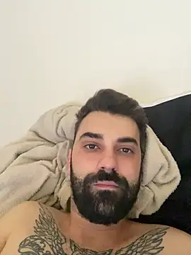 Snapshot of biel_96 chatting on 01/04/25, 12:49 biel 96 online show from 01/04/25, 12:49