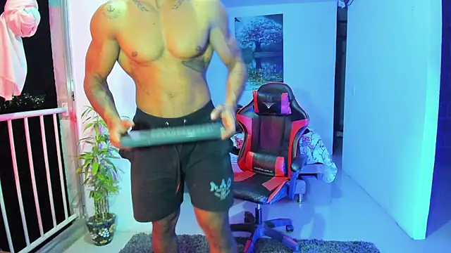 Snapshot of Adam_Valenciia chatting on 10/03/25, 02:08 Adam Valenciia online show from 10/03/25, 02:08