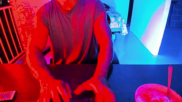 Snapshot of Adam_Valenciia chatting on 10/05/25, 11:13 Adam Valenciia online show from 10/05/25, 11:13