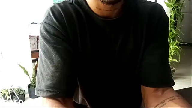 Adam Valenciia online show from 07/04/26, 03:40