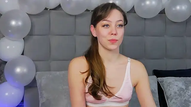 TheEmma online show from 02/09/25, 03:01